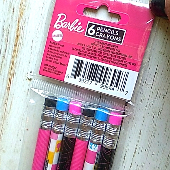 New In Package Mattel Barbie Pencil Set Of 6 Colorful Print - Picture 3 of 3